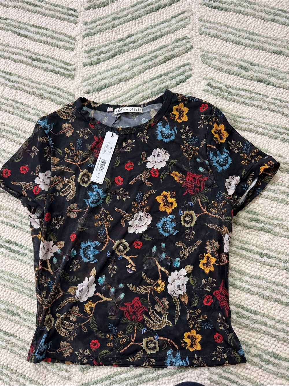 alice + olivia Black Floral Short Sleeve Top